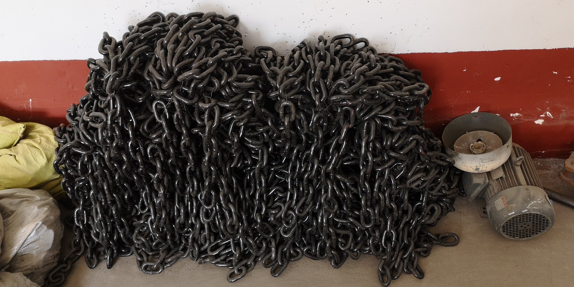 環鏈斗式提升機鏈條展示