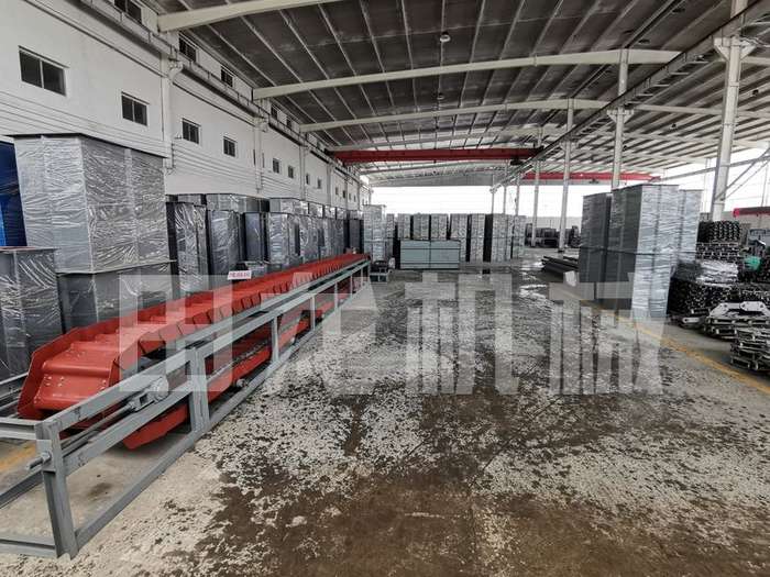 鱗板機廠家展示圖